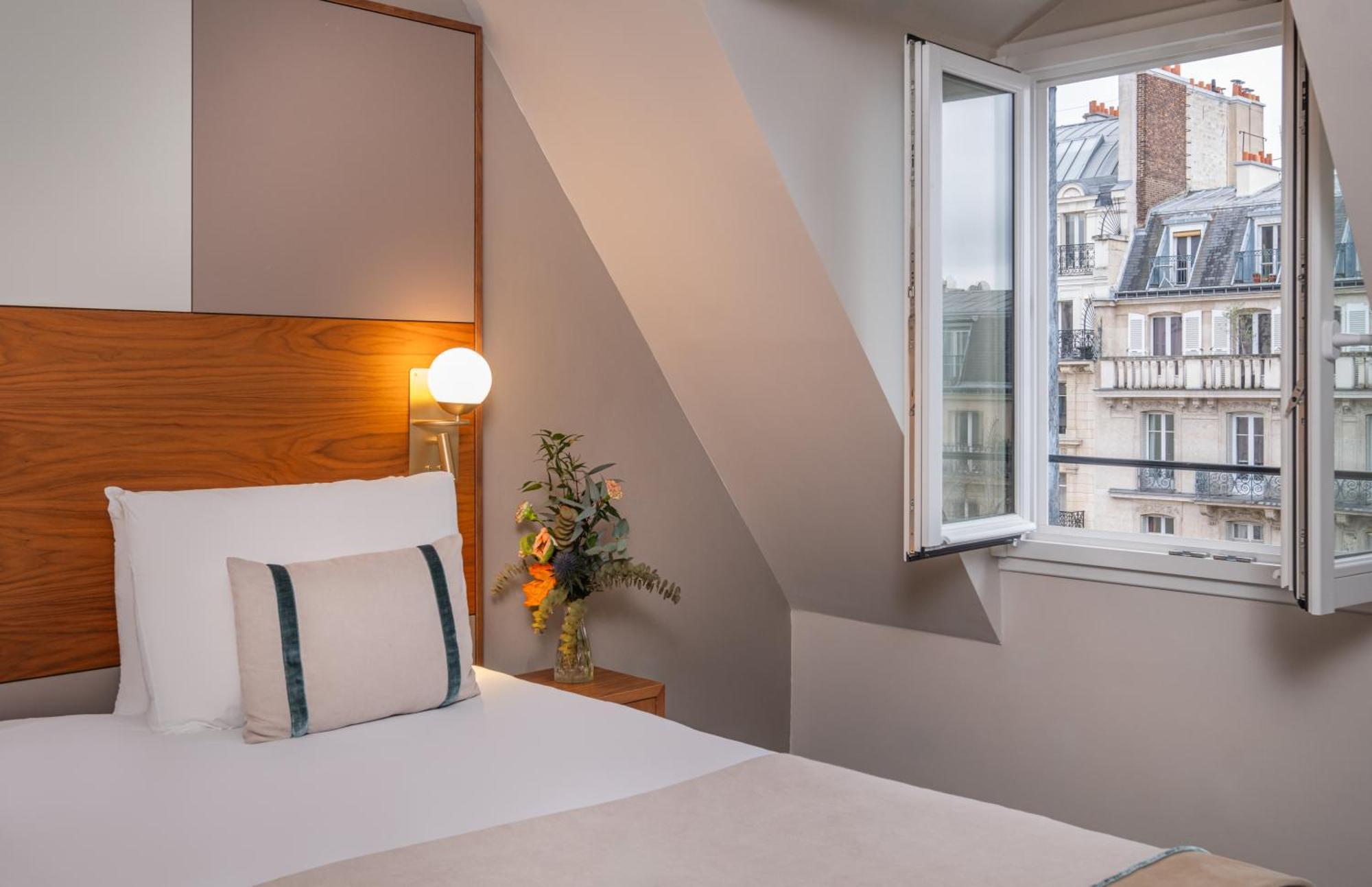Hotel Le Tourville By Inwood Hotels Paris Exterior photo